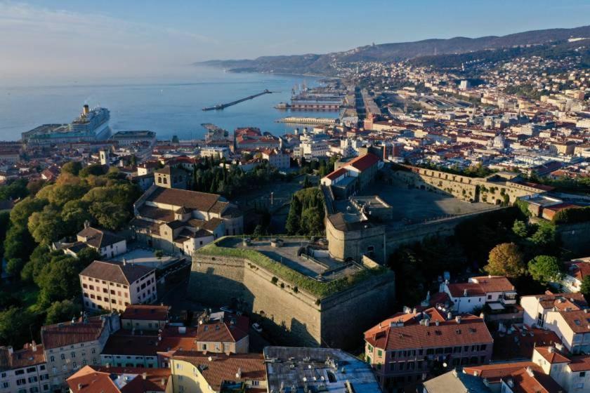 M'S Residences Maiolica Trieste Exterior photo